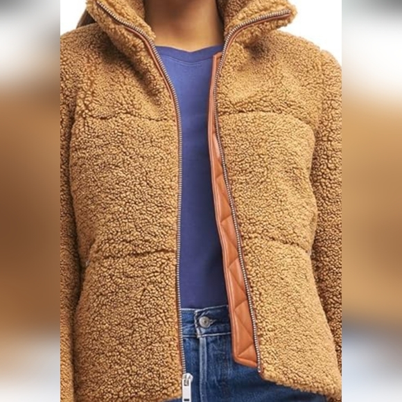 NWOT Levi's Women's Breanna Puffer Jacket Sz S Chestnut SOLD OUT Online - Picture 4 of 14